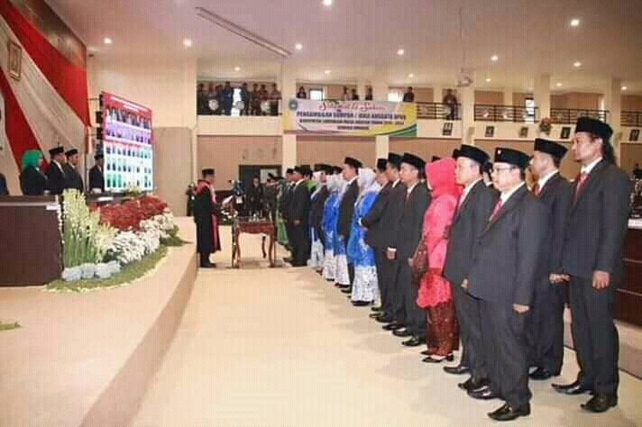 Foto : Pelantikan 50 Anggota DPRD Kabupaten Lamongan Periode 2019 - 2024, Sabtu (24/08/2019).