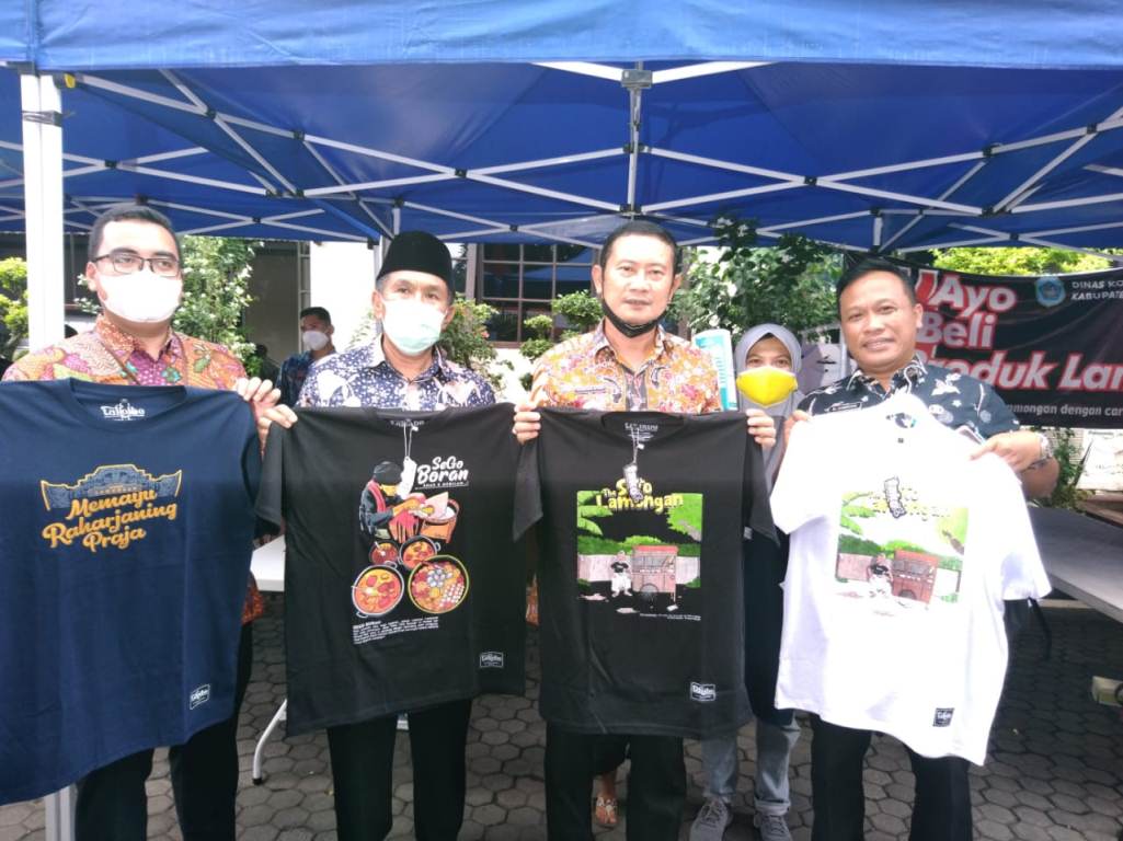 Foto : Bupati Lamongan, Yuhronur Efendi hadiri acara Diskop Kabupaten Lamongan, Kamis (08/04/2021).